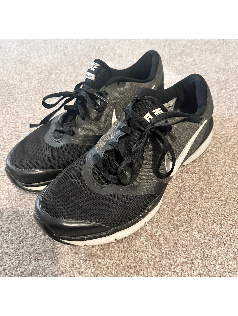 Nike Training Black and Gray Athletic Shoes Size 9.5